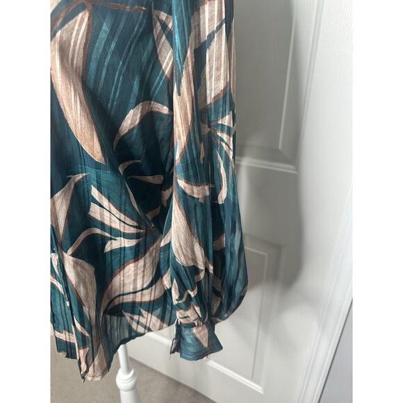 Green &‎ Tan Pleated Sleeves Blouse loose fit size Large - Picture 4 of 9